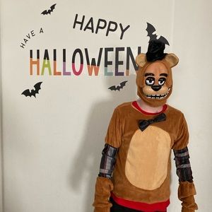 Five nights ar Freddys costume.